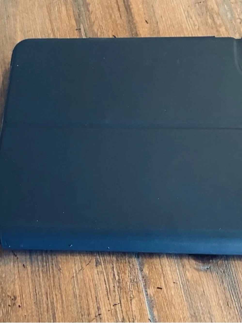 Logitech Bluetooth Keyboard Case for 11